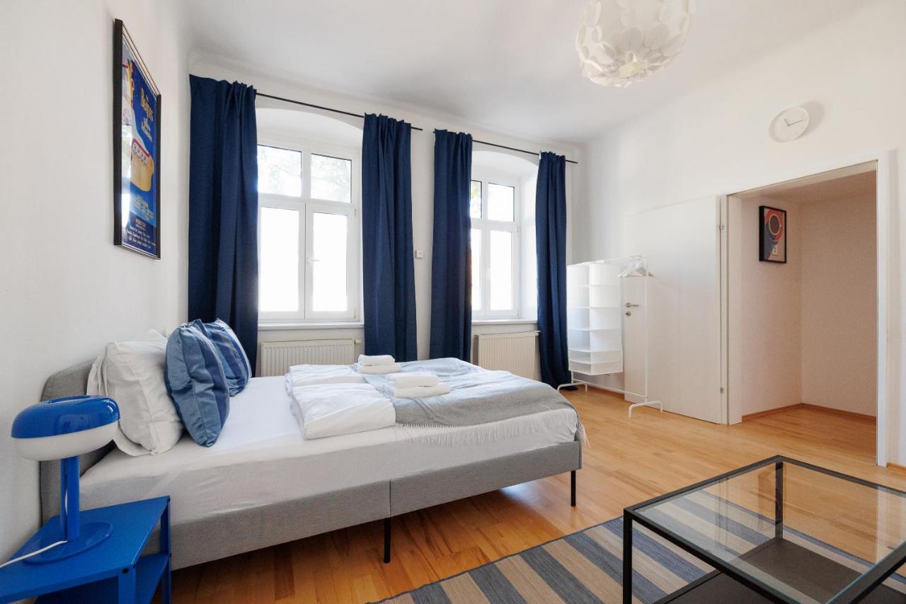 Apartments Next To Schoenbrunn Виена Екстериор снимка